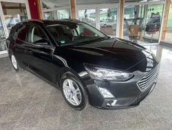 Schwarz Gebraucht 2022 Ford Focus Cool & Connect Limousine | 13.590 € (Fairer Preis)
