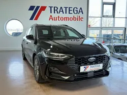 Agate black metallic Gebraucht 2024 Ford Focus ST-Line X Kombi | 26.990 € (Guter Preis)