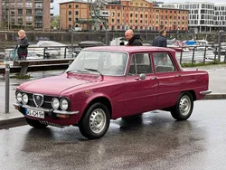 Rot Gebraucht 1970 Alfa Romeo Giulia Super Limousine | 12.500 €
