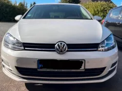 Weiß Gebraucht 2016 VW Golf VII Limousine | 10.800 € (Fairer Preis)