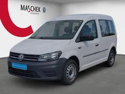 Candyweiß Gebraucht 2019 VW Caddy Basis Van / Kleinbus | 16.840 € (Fairer Preis)