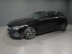 Unilack nachtschwarz Gebraucht 2025 Mercedes A180 Limousine | 28.800 € (Guter Preis)