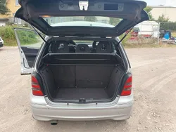 Silber Gebraucht 2003 Mercedes A170 Avantgarde Van / Kleinbus | 1.050 € (Guter Preis)