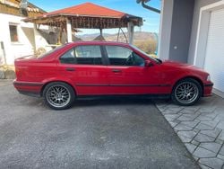 Rot Gebraucht 1997 BMW 320 Limousine | 3.899 € (Guter Preis)