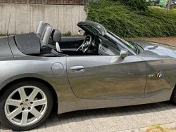 Grau Gebraucht 2004 BMW Z4 Cabrio | 8.000 € (Fairer Preis)