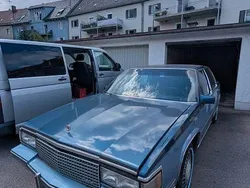 Blau Gebraucht 1987 Cadillac Fleetwood Limousine | 6.900 €