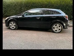 Schwarz Gebraucht 2005 Opel Astra GTC Coupé | 1.100 €