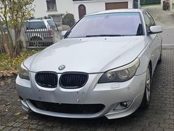 Silber Gebraucht 2004 BMW 545 M Sport Limousine | 3.500 €