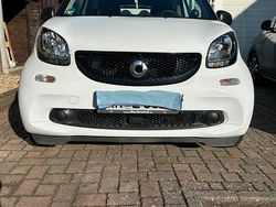 Weiß Gebraucht 2019 Smart ForTwo Electric Drive Coupé | 9.800 € (Teuer)