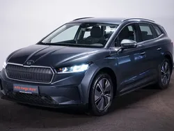 Grey metallic Gebraucht 2021 Skoda Enyaq iV SUV | 21.949 € (Fairer Preis)