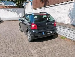 Schwarz Gebraucht 2005 VW Polo Cross Kleinwagen | 1.999 €
