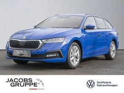 Blau Gebraucht 2023 Skoda Octavia Ambition Kombi | 24.430 € (Guter Preis)