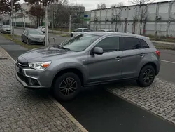 Grau Gebraucht 2018 Mitsubishi ASX Edition SUV | 12.890 € (Fairer Preis)