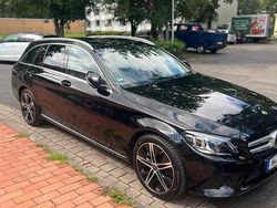 Schwarz Gebraucht 2020 Mercedes C200 Kombi | 24.200 € (Fairer Preis)