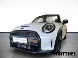 Weiss Gebraucht 2023 Mini Cooper S Cabriolet Classic Cabrio | 30.950 € (Guter Preis)