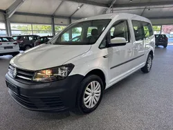 Weiß Gebraucht 2019 VW Caddy Maxi Trendline Van / Kleinbus | 22.480 €
