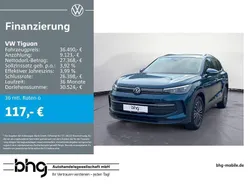 Nightshade blue metallic Gebraucht 2024 VW Tiguan Life SUV | 36.099 € (Guter Preis)