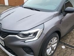 Silber Gebraucht 2024 Renault Captur Evolution SUV | 21.999 € (Fairer Preis)
