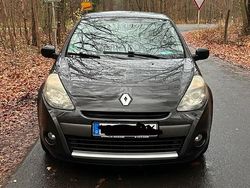 Schwarz Gebraucht 2009 Renault Clio II Kleinwagen | 3.500 € (Teuer)
