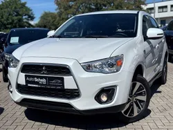 Weiß Gebraucht 2015 Mitsubishi ASX Classic Collection SUV | 10.950 € (Fairer Preis)
