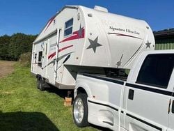 Weiß Gebraucht 2006 Ford F350 Abholung | 72.900 €