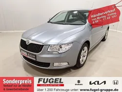 Platin grau metallic Gebraucht 2010 Skoda Superb Ambition Limousine | 3.499 € (Guter Preis)