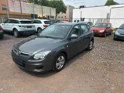 Grau Gebraucht 2009 Hyundai i30 Classic Kombi | 4.600 € (Fairer Preis)
