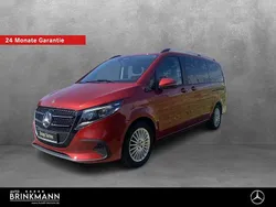 Rot Gebraucht 2024 Mercedes V220 Style Van / Kleinbus | 66.699 €