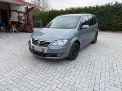 Grau Gebraucht 2008 VW Touran Van / Kleinbus | 4.300 € (Etwas zu teuer)