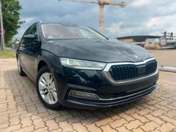 Schwarz Gebraucht 2020 Skoda Octavia Style Kombi | 15.300 € (Guter Preis)