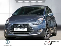 Grau Gebraucht 2018 Hyundai ix20 Space Van / Kleinbus | 11.980 € (Fairer Preis)