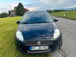 Blau Gebraucht 2009 Fiat Grande Punto Kleinwagen | 3.100 €