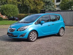 Aquamarin/oriental blue Gebraucht 2011 Opel Meriva Innovation Van / Kleinbus | 3.499 € (Guter Preis)