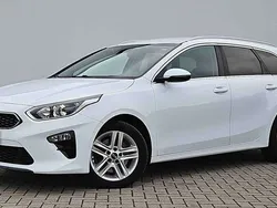 Weiß Gebraucht 2020 Kia Ceed Sportswagon Exclusive Kombi | 18.970 € (Fairer Preis)