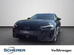 Mythosschwarz metallic Gebraucht 2025 Audi A5 Ambiente Coupé | 58.999 € (Superpreis)