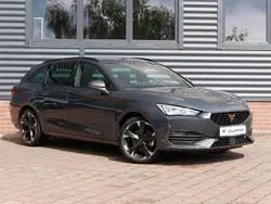 Grau Gebraucht 2024 Cupra Leon Limousine | 30.990 € (Etwas zu teuer)