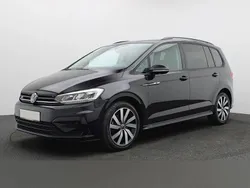 Schwarz Gebraucht 2023 VW Touran Highline Van / Kleinbus | 40.189 € (Teuer)
