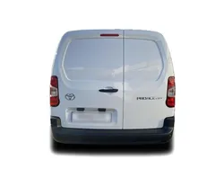 Weiss Gebraucht 2025 Toyota Proace Van | 29.649 € (Etwas zu teuer)