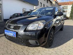 Schwarz Gebraucht 2010 Kia Rio Kleinwagen | 1.990 € (Etwas zu teuer)