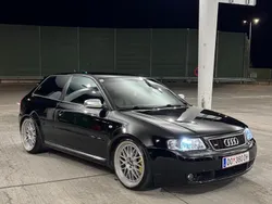 Schwarz Gebraucht 2000 Audi S3 Coupé | 11.000 €