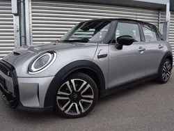 Silber Gebraucht 2024 Mini Cooper S Classic Kleinwagen | 30.400 € (Fairer Preis)