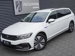 Sonderlackierung purewhite Gebraucht 2021 VW Passat GTE Kombi | 23.990 € (Fairer Preis)