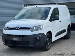 Weiß Gebraucht 2019 Citroën Berlingo Van / Kleinbus | 9.490 € (Guter Preis)