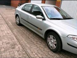 Silber Gebraucht 2003 Renault Laguna II Limousine | 2.100 €
