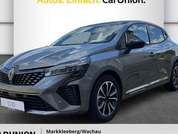 Grau Neu 2025 Renault Clio V Techno Limousine | 22.695 € (Etwas zu teuer)