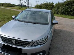 Grau Gebraucht 2018 Peugeot 308 Allure Kombi | 9.000 € (Superpreis)