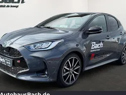 Grau Gebraucht 2025 Toyota Yaris Hybrid Sport Limousine | 31.760 € (Etwas zu teuer)
