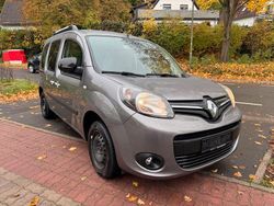 Grau Gebraucht 2017 Renault Kangoo LIMITED Van / Kleinbus | 7.990 € (Guter Preis)