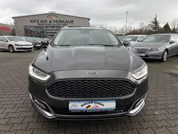 Grau Gebraucht 2017 Ford Mondeo Vignale Kombi | 11.999 € (Guter Preis)