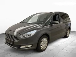 Grau Gebraucht 2017 Ford S-MAX Titanium Van / Kleinbus | 12.999 € (Guter Preis)